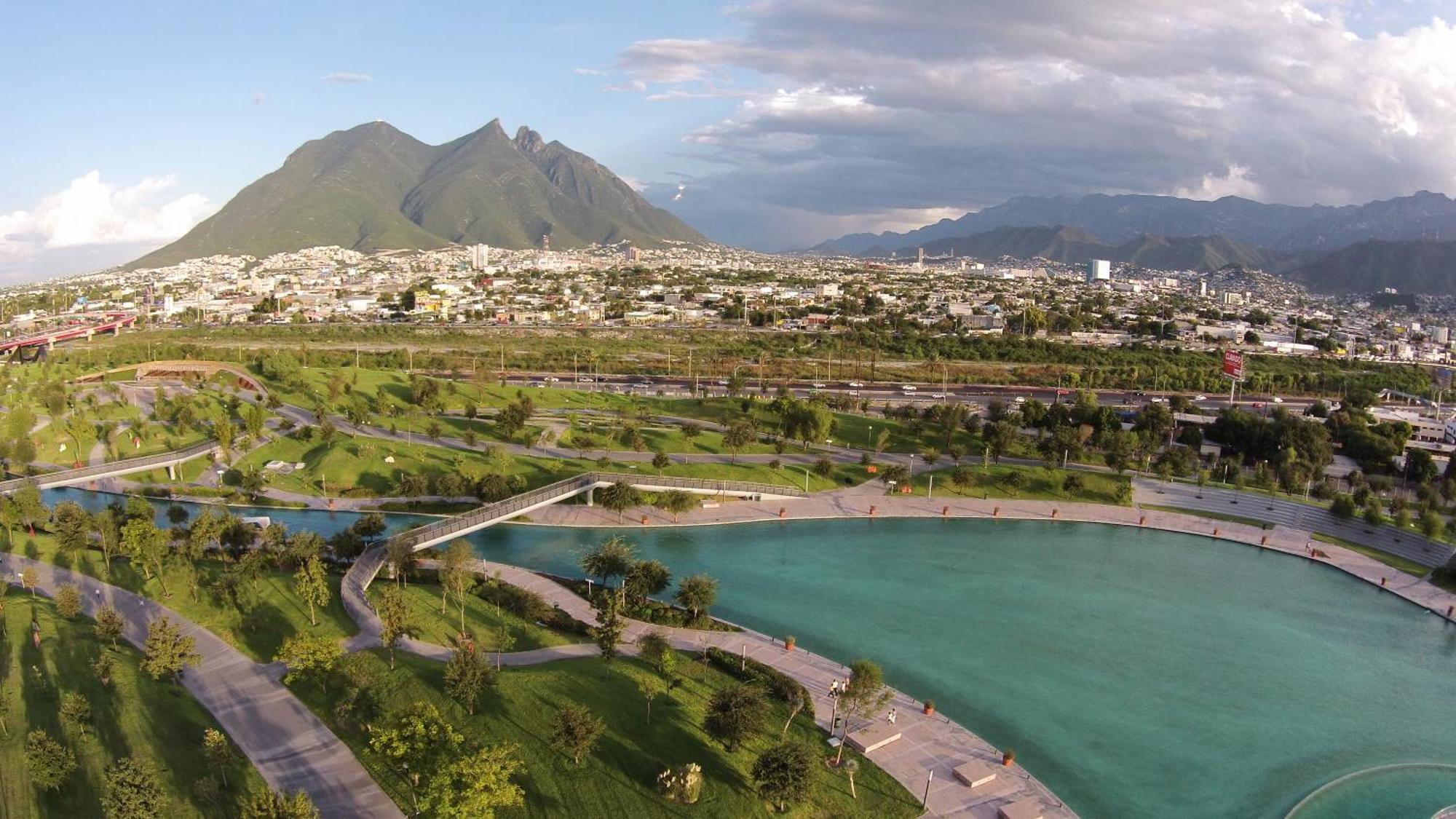 Hoteles Antigua - Santa Lucia Mty Монтерей Екстериор снимка